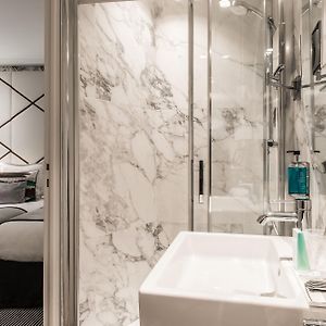 Klassieke Kamer met Twee Aparte Bedden